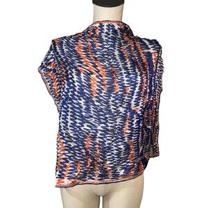 VERA Neumann Vintage Veracrepe Silk Rayon Blend Square Scarf 22” Made in Japan